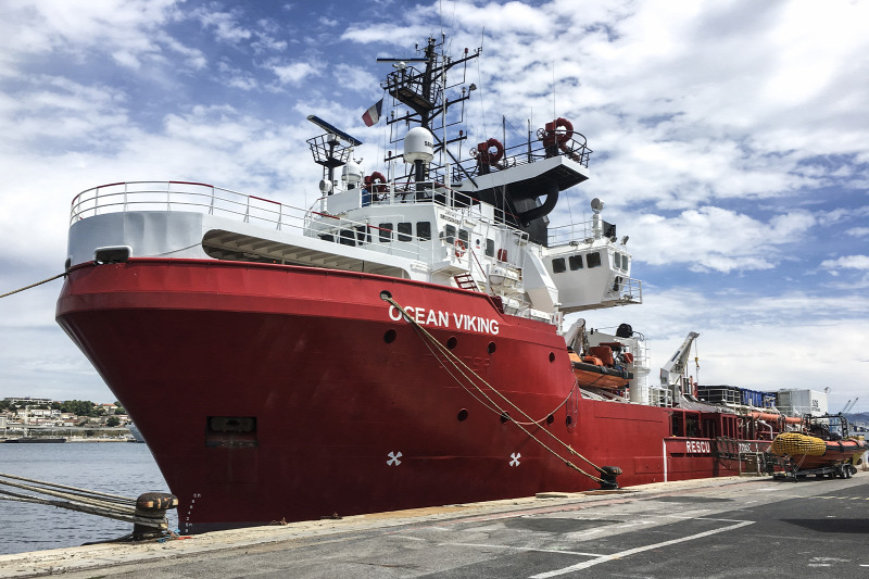 Ocean Viking, jedna z nejznámějších lodí nevládních organizací, která přepravuje nelegální migranty ze Středozemního moře do Itálie