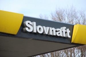 společnost SLOVNAFT, a.s.