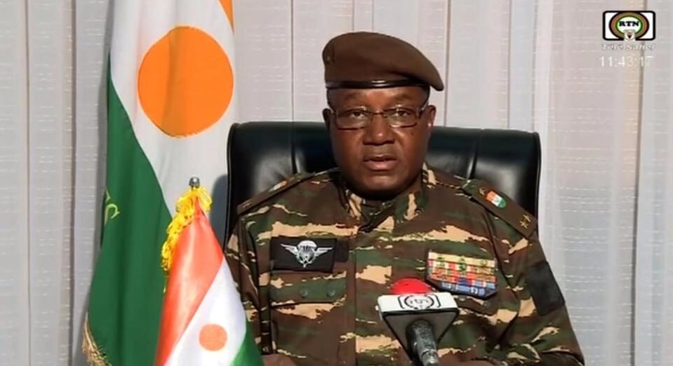 Niger, junta jmenuje vládu před summitem Ecowas