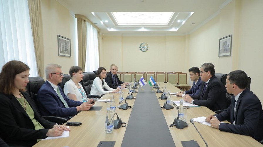 Uzbekistán a Finsko jednají o posílení spolupráce v energetice, ICT a textilním průmyslu