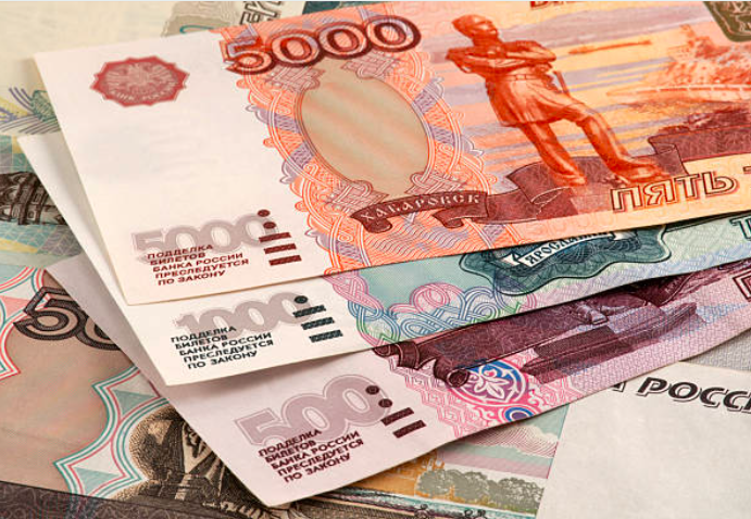 Ovlivní hodnocení egyptské libry vůči rublu cenu dolaru v Egyptě?